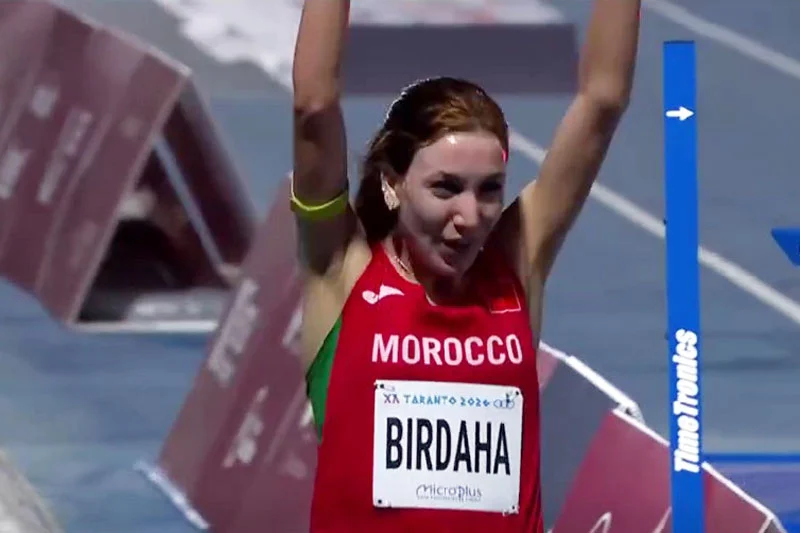 فاطمة الزهراء برداحة تمنح المغرب ذهبية 5000 متر في ألعاب البحر الأبيض المتوسط
