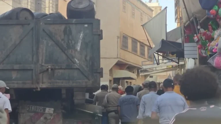 أكادير.. حملة ميدانية لتحرير الملك العمومي وتنظيم الفضاءات العامة بتيكوين