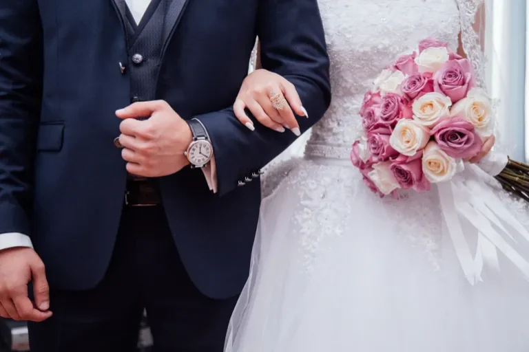 الناظور.. مناوشات عائلية تحول حفل زفاف بالعروي إلى ساحة معركة