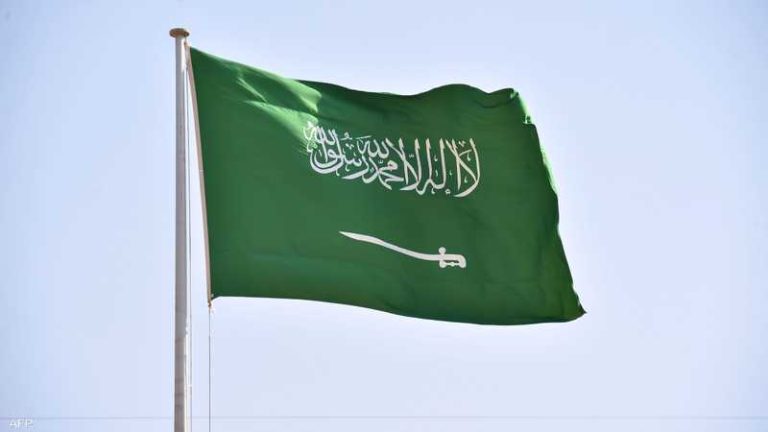 السعودية.. هجمات على منشآت طاقة تتسبب بحرائق
