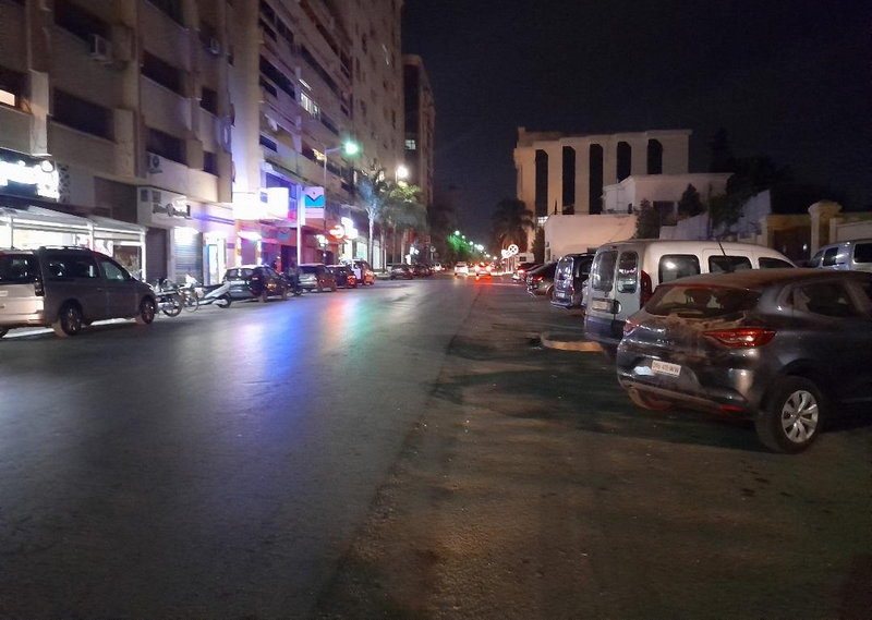 مكناس.. مشاجرة وعبارات نابية بين مثليين في الشارع العام تثير الاستياء