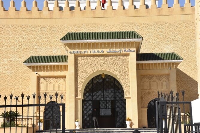 النيابة العامة بفاس ترد على اتهامات بعدم فتح بحث في شكاية سجين