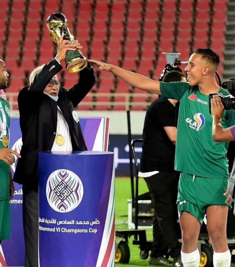 نادي العين ينعى والد سفيان رحيمي ويعزي أسرته