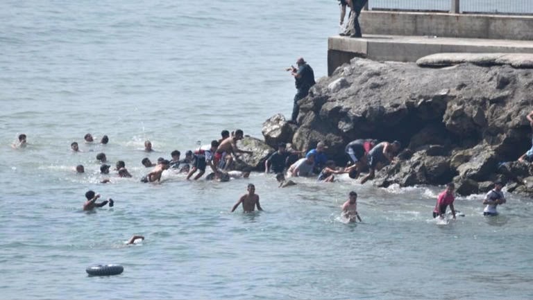رحلة سباحة نحو مليلية المحتلة تنتهي بوفاة شاب من الناظور