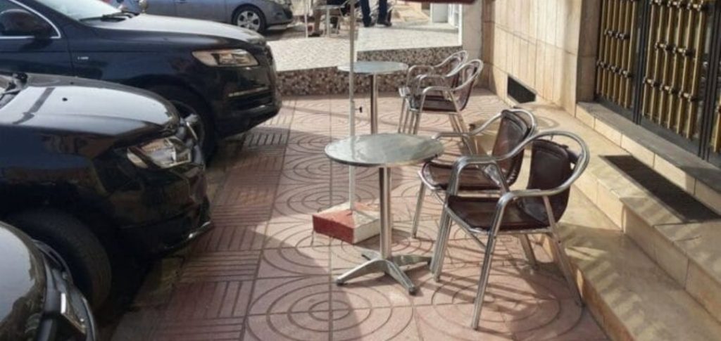 صفرو.. احتلال الأرصفة يثير استياء الساكنة ومطالب بتدخل السلطات المحلية