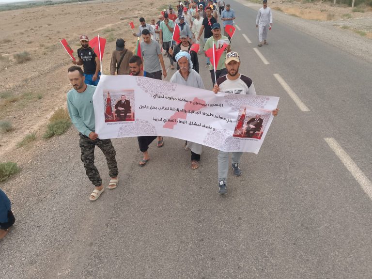 جرسيف.. مسيرة احتجاجية من تيمزراي في اتجاه عمالة الإقليم للمطالبة بحل عدد من الملفات