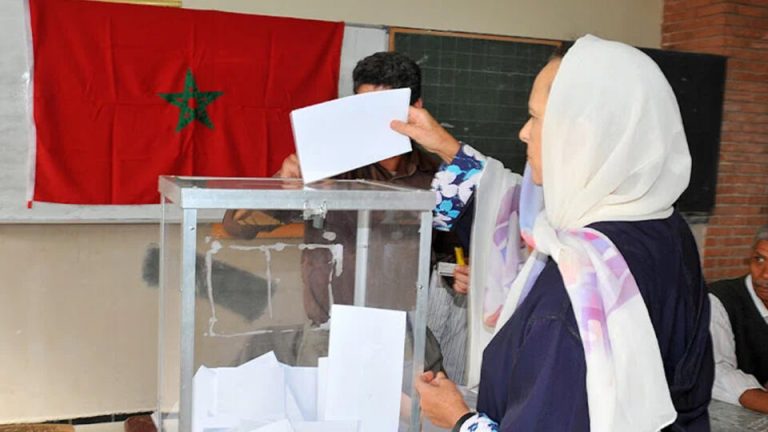 إلى حدود الساعة.. أقاليم الصحراء المغربية الأعلى من حيث نسبة التصويت وطرفاية في الصدارة