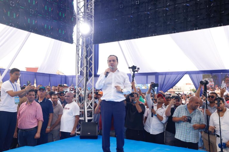 من جرف الملحة.. الأحرار يتعهد برفع الحد الأدنى للأجر إلى 5 آلاف درهم