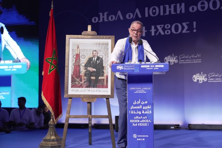 لقجع من مراكش: يجب بناء مغرب يضمن الكرامة، ويحقق معدلات نمو أفضل