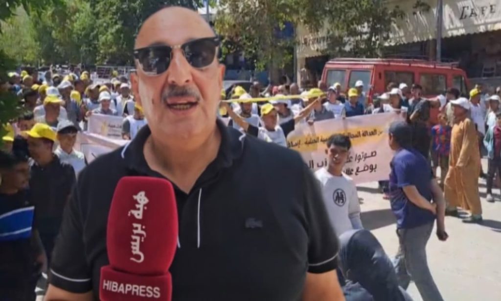الحركة الشعبية تتحرك بقوة بالحسيمة.. والأعرج يعزز التواصل مع الناخبين (فيديو)