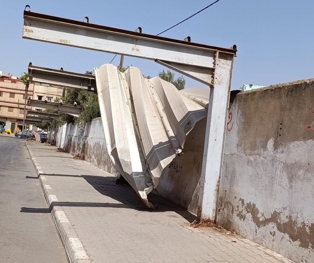 برشيد.. أسقف مشروع للباعة الجائلين تتهاوى وسط مطالب بالتدخل