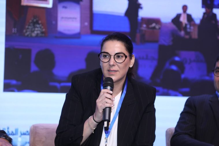 المنصوري تتبرأ من دعم الشرعي وتؤكد: لا أتبنى مواقفه