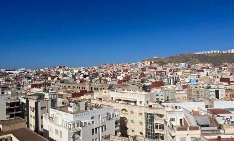 الحسيمة.. اجتماع لنشطاء لبحث الرد على الاستفزازات الإسبانية في سبتة ومليلية المحتلتين