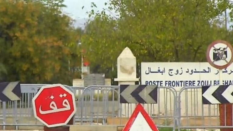 وجدة.. تسليم دفعة جديدة من الشباب المغاربة الموقوفين بالجزائر عبر المعبر الحدودي