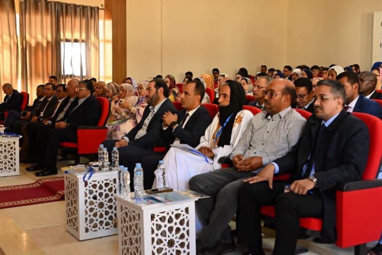 العيون.. معهد التقنيين المتخصصين في الفلاحة يعرف الشباب بفرص التكوين