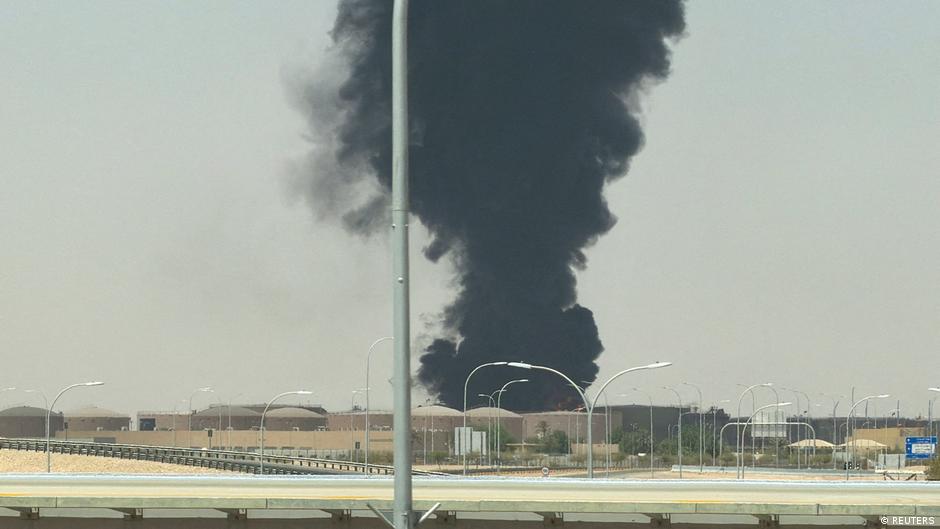 12 قتيلاً و309 مصابين في اعتداء حوثي على مطار الملك خالد بالرياض