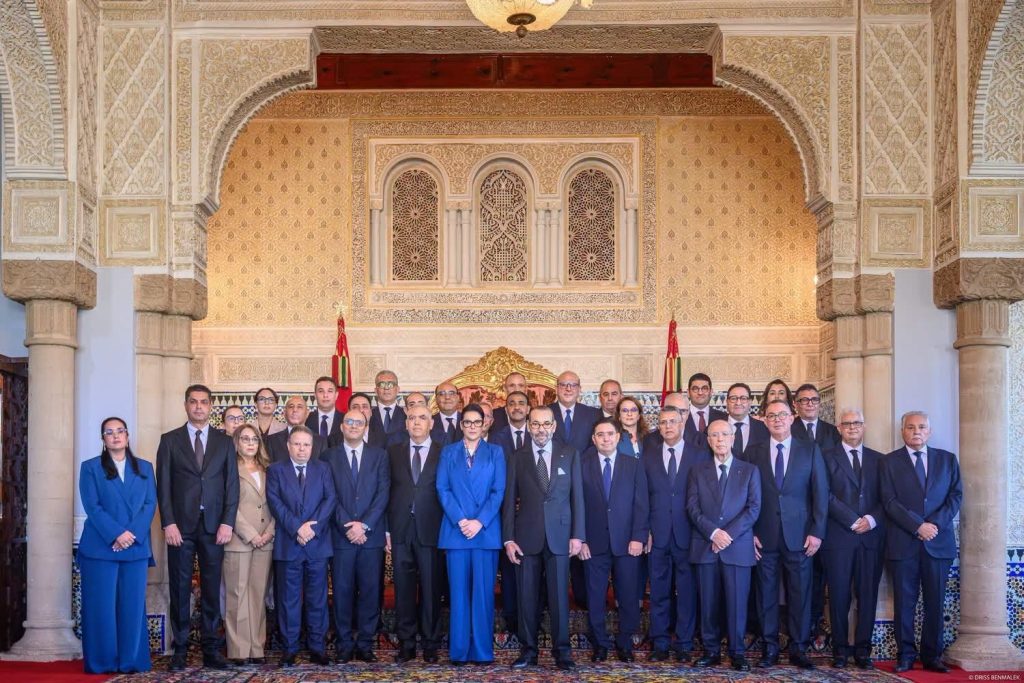 بينهم 11 وزيراً منتدباً.. هندسة من 32 عضواً تقود «حكومة المونديال»