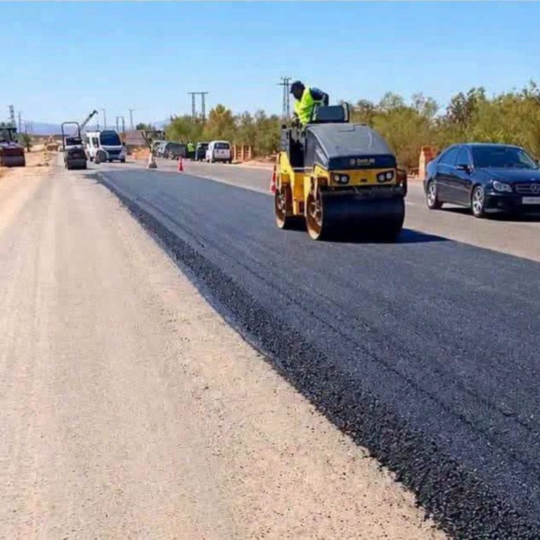 ورزازات.. انطلاق أشغال تزفيت الطريق الوطنية رقم 10 المؤدية إلى مركب نور
