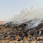 تيزنيت تختنق لليوم الثالث.. روائح حريق المطرح الجماعي تثير استياء السكان