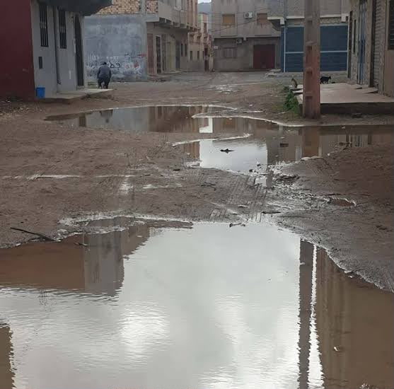 أمطار الناظور تفضح التهميش المزمن بحي إبوعجاجا
