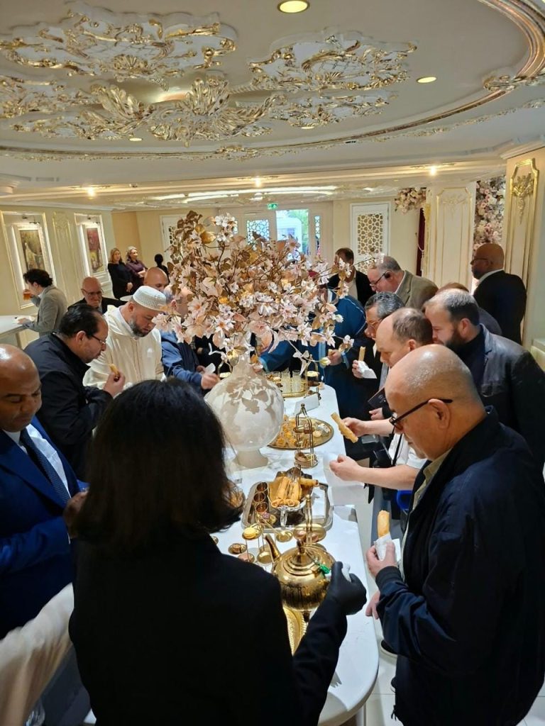 القنصلية العامة للمملكة المغربية بروتردام تنظم لقاءً تواصليًا مع فعاليات الجالية