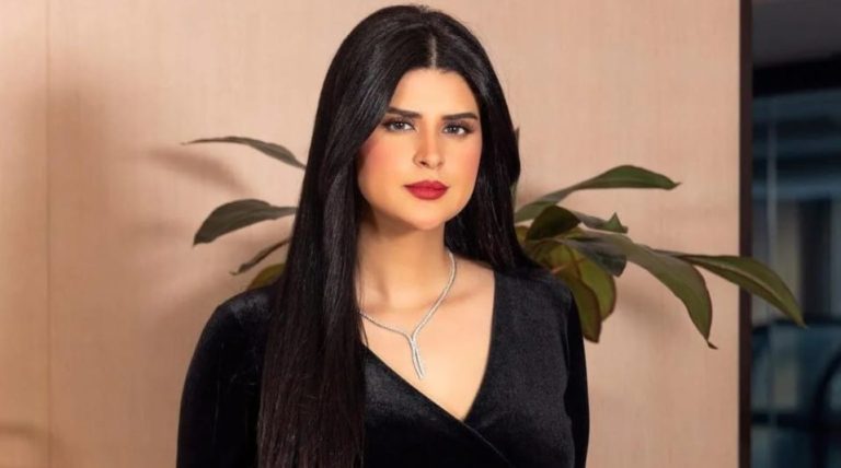 سلمى رشيد تشوق جمهورها لمفاجآت جديدة وتستعد لتجربة تلفزيونية