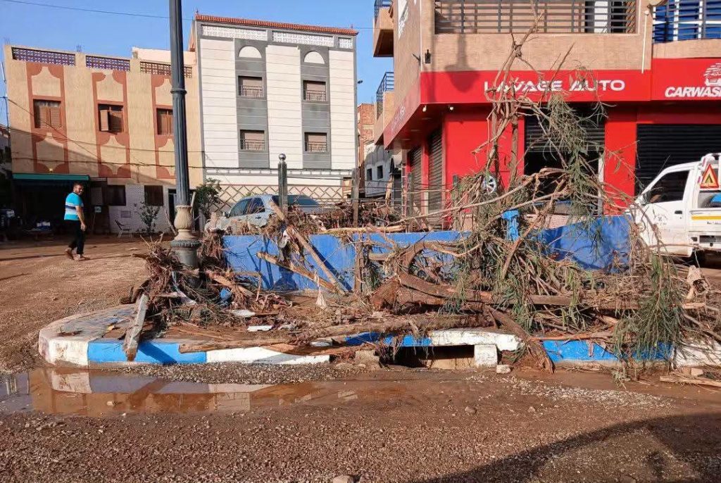 فيضانات بني بوعياش.. تسجيل أضرار مادية وتدخلات ميدانية لرفع مخلفات الأمطار