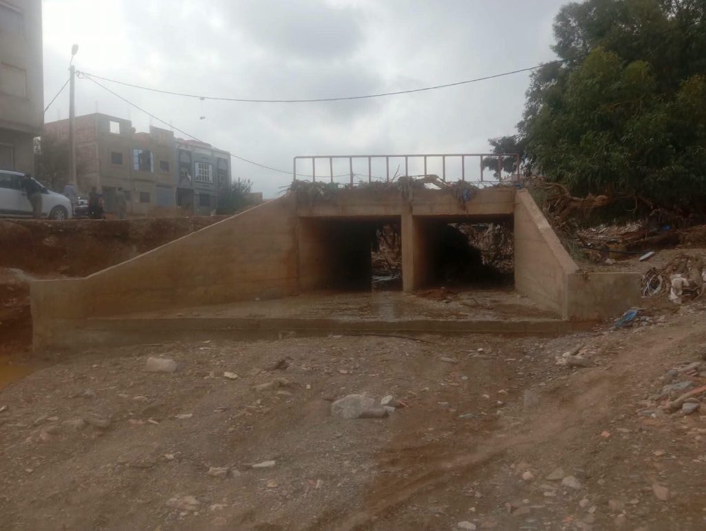 فيضانات بني بوعياش.. تسجيل أضرار مادية وتدخلات ميدانية لرفع مخلفات الأمطار