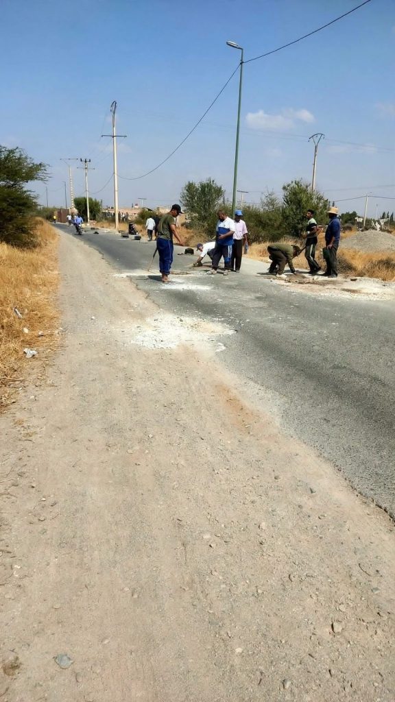 فضيحة.. جمعية تنوب عن مجلس جماعة تسلطانت في إصلاح طريق عمومي
