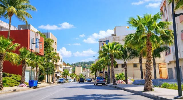 طنجة.. ضجيج البناء ليلا يثير استياء سكان بدريوين الغربية