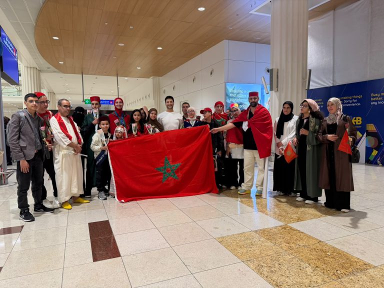 المغرب يحط الرحال في دبي للمشاركة في الدورة الـ10 من تحدي القراءة العربي