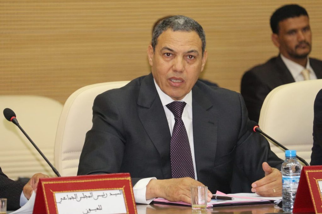 أقاليم السمارة وبوجدور تخطف الأضواء في احتفالات عيد الوحدة وسط انتقادات لـ«أزمة التدبير» بالعيون