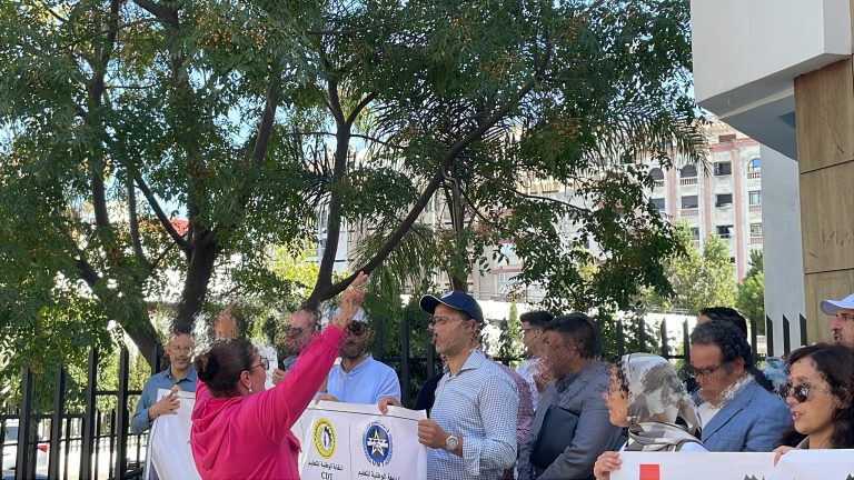 طنجة.. نقابة أساتذة العلوم التطبيقية تهدد بالتصعيد بسبب تعثر الإصلاحات