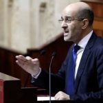 الأزمي يهاجم الحكومة: سنعارض اختياراتكم التي لا تخدم المغاربة و ماتخباوش ورا جلالة الملك