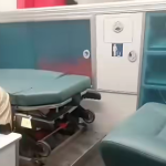 من سمح لصاحب صفحة فيسبوكية بتصوير رجل القوات المساعدة وهو ينزف ونشر صورته؟