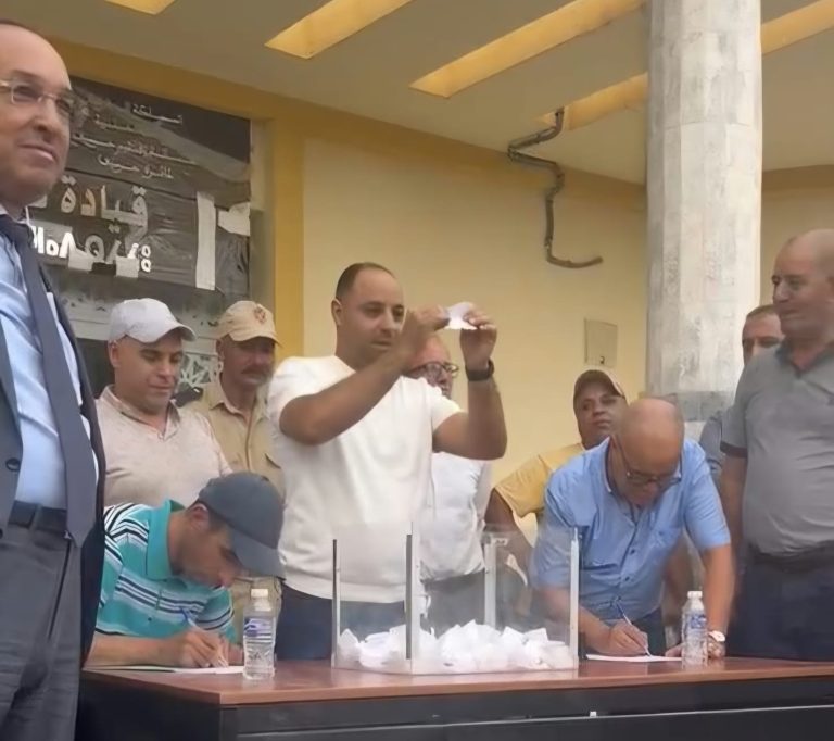 جرسيف.. قرعة لتحديد استفادة 160 تاجراً من فضاء لتسويق منتجات سلسلة الزيتون