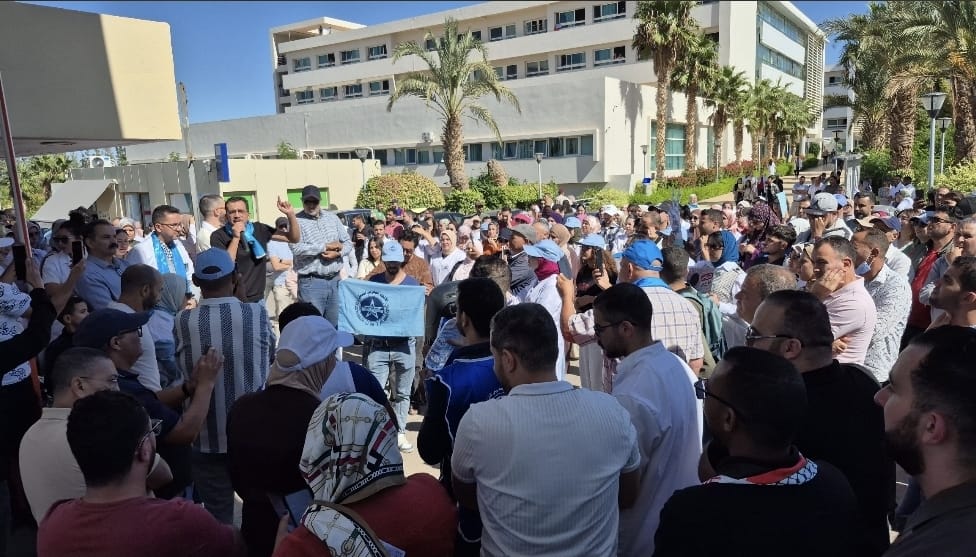 وجدة.. والي الجهة يعقد لقاء مع المتدخلين حول ملف الأطر الصحية لـCHU