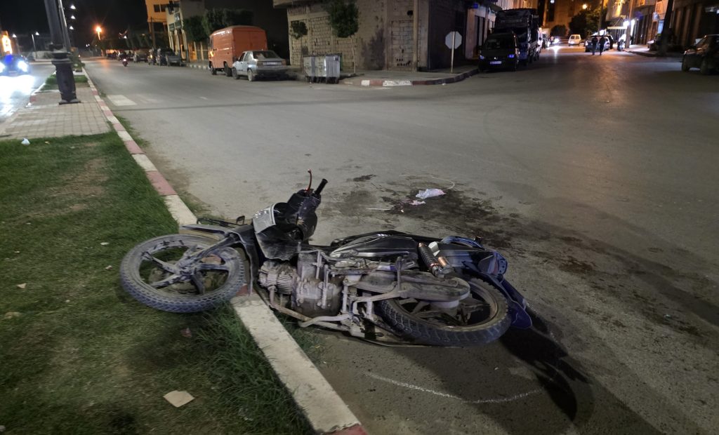 جرسيف.. إصابة سيدة وسائق دراجة نارية في حادثة سير بشارع محمد الخامس