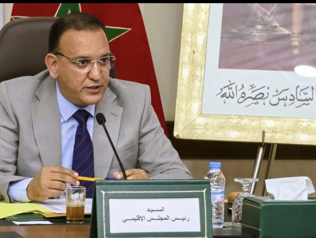 ورزازات.. مشاريع للواحات والرياضة والنقل المدرسي