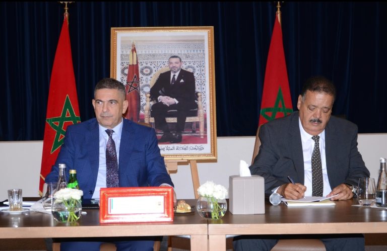 أكادير.. أمزازي يدعو إلى تعزيز تنافسية الوجهة السياحية لسوس ماسة