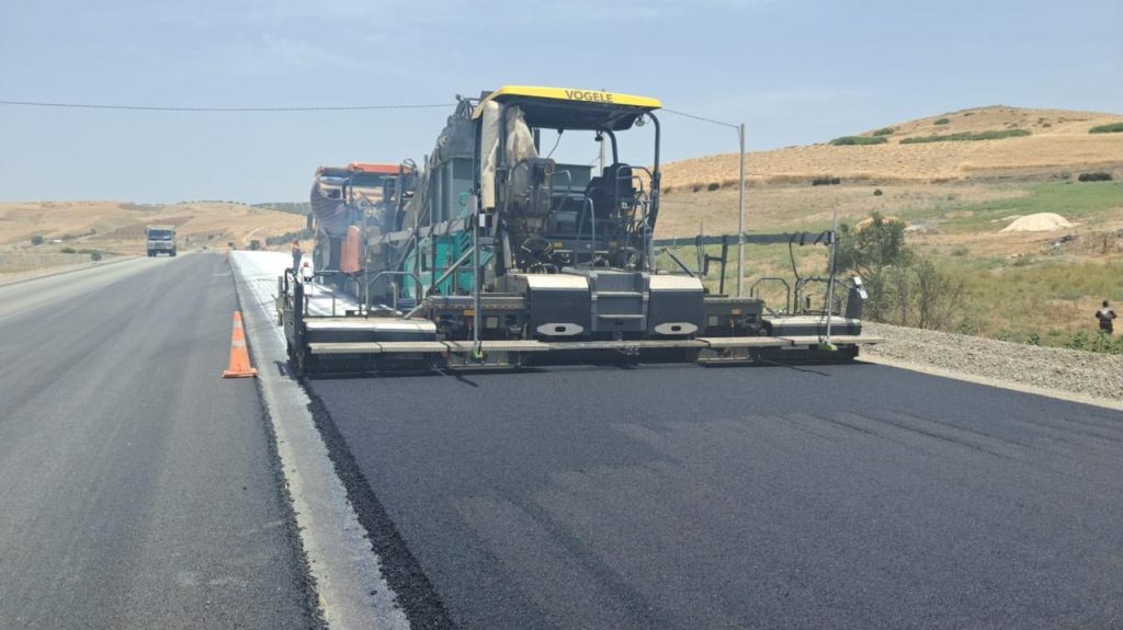 تاونات.. تثنية الطريق الوطنية رقم 8 بين تقدم الأشغال وتحديات الإنجاز 9 تاونات.. تثنية الطريق الوطنية رقم 8 بين تقدم الأشغال وتحديات الإنجاز
