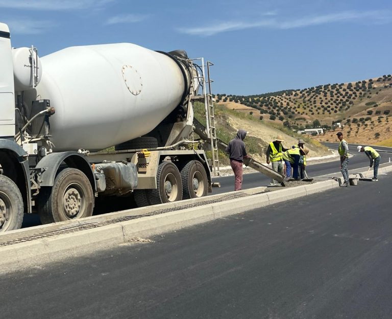 تاونات.. تثنية الطريق الوطنية رقم 8 بين تقدم الأشغال وتحديات الإنجاز