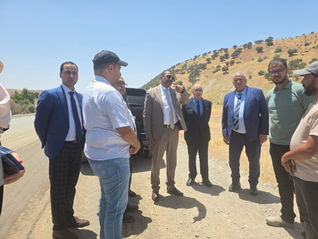 تاونات.. تثنية الطريق الوطنية رقم 8 بين تقدم الأشغال وتحديات الإنجاز 8 تاونات.. تثنية الطريق الوطنية رقم 8 بين تقدم الأشغال وتحديات الإنجاز