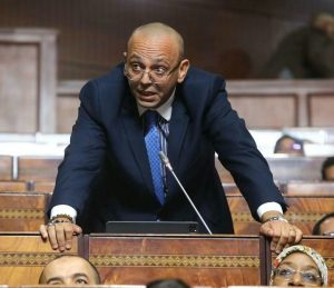 البرلماني منضور يثير قضايا الاقتصاد المحلي بصفرو أمام الوزير حجيرة بقبة البرلمان