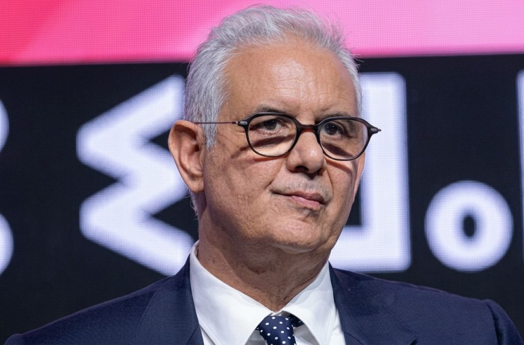 لماذا لا يستقيل الناطق باسم البام نزار بركة أمين عام حزب الاستقلال بسبب فضيحة خيير؟