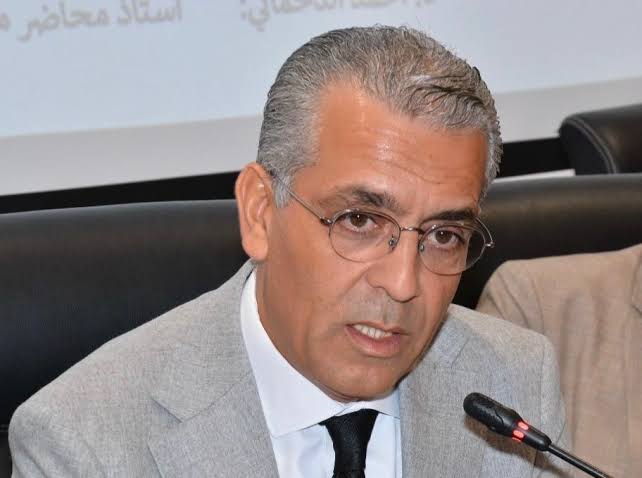 من هو كمال الهشومي الذي تقلد منصب الوزير المنتدب في التعليم الأولي ومحاربة الهدر المدرسي؟